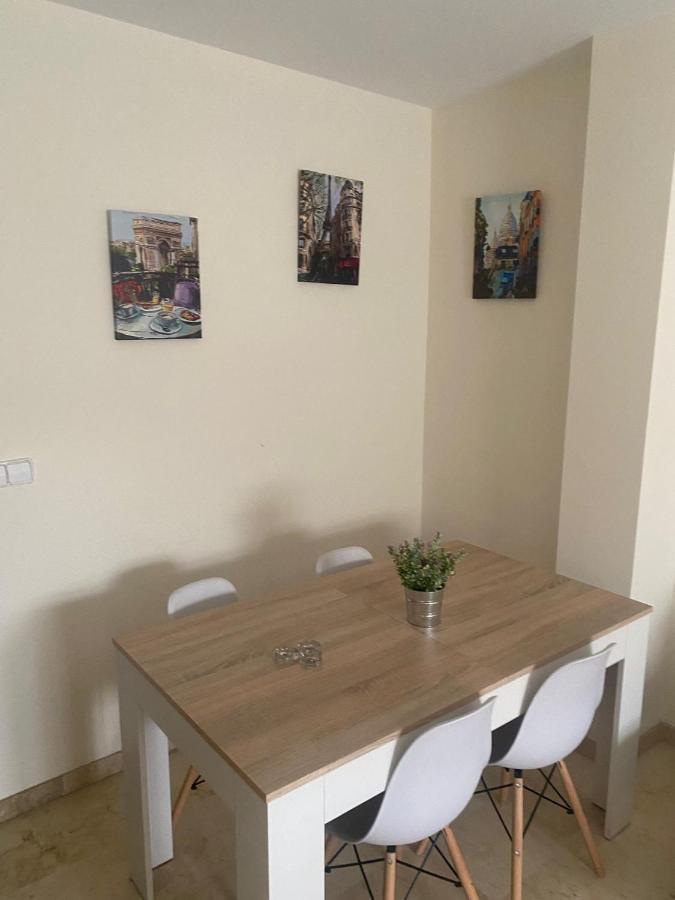 Apartamento Turistico Vega House กอร์โดบา ภายนอก รูปภาพ