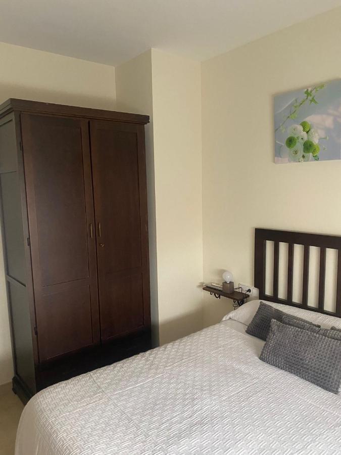 Apartamento Turistico Vega House กอร์โดบา ภายนอก รูปภาพ