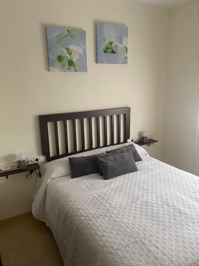 Apartamento Turistico Vega House กอร์โดบา ภายนอก รูปภาพ