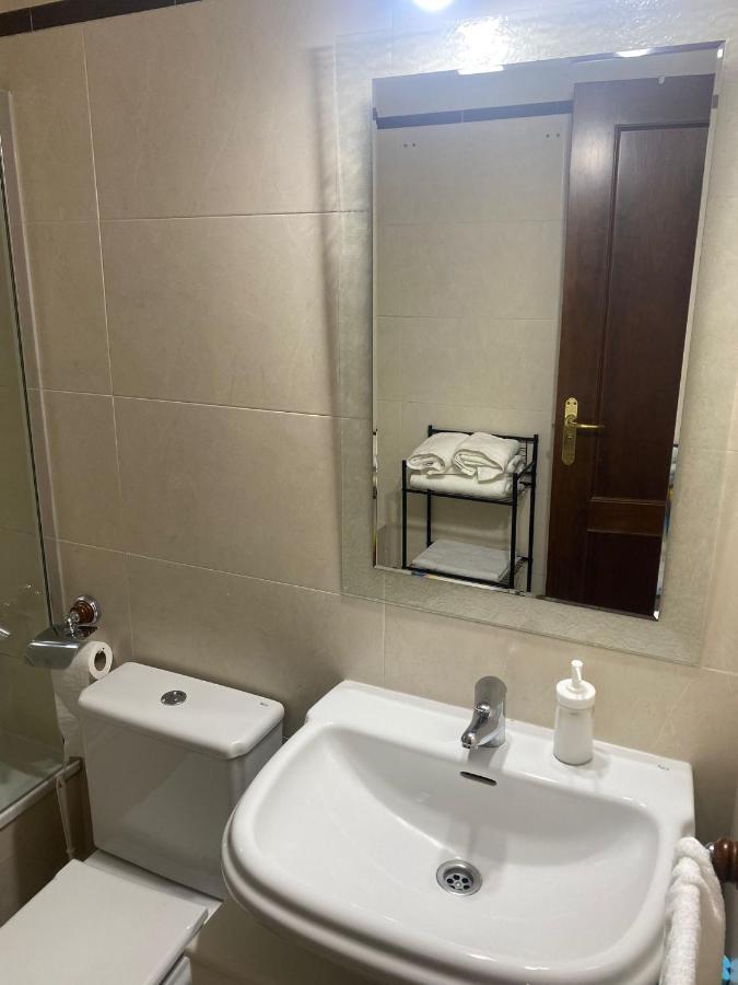 Apartamento Turistico Vega House กอร์โดบา ภายนอก รูปภาพ