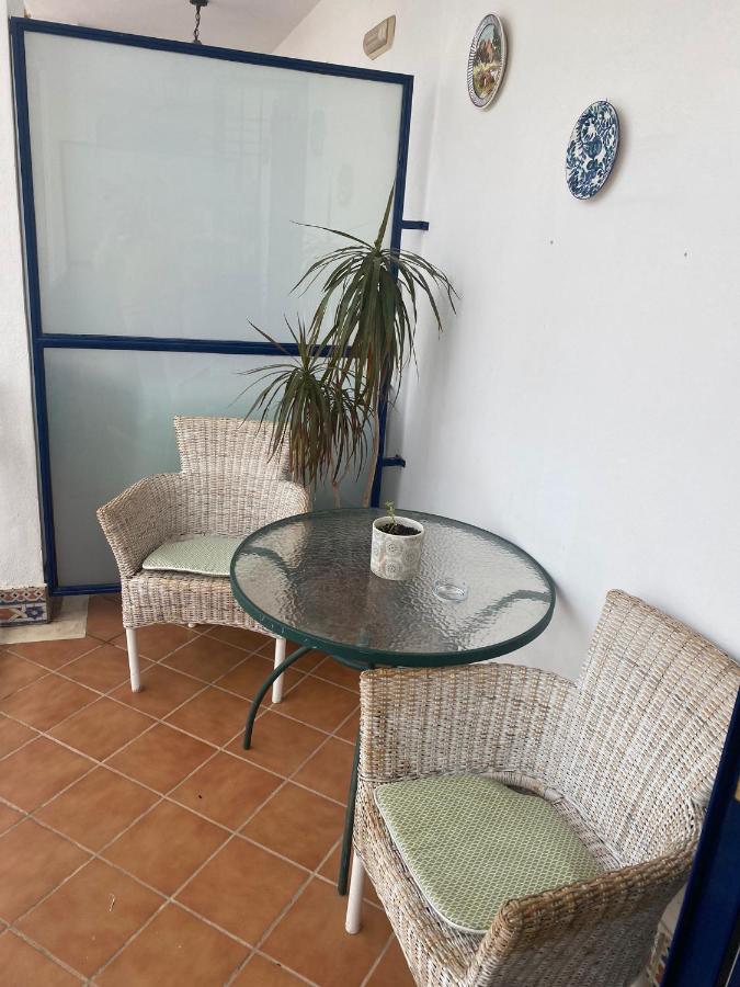 Apartamento Turistico Vega House กอร์โดบา ภายนอก รูปภาพ